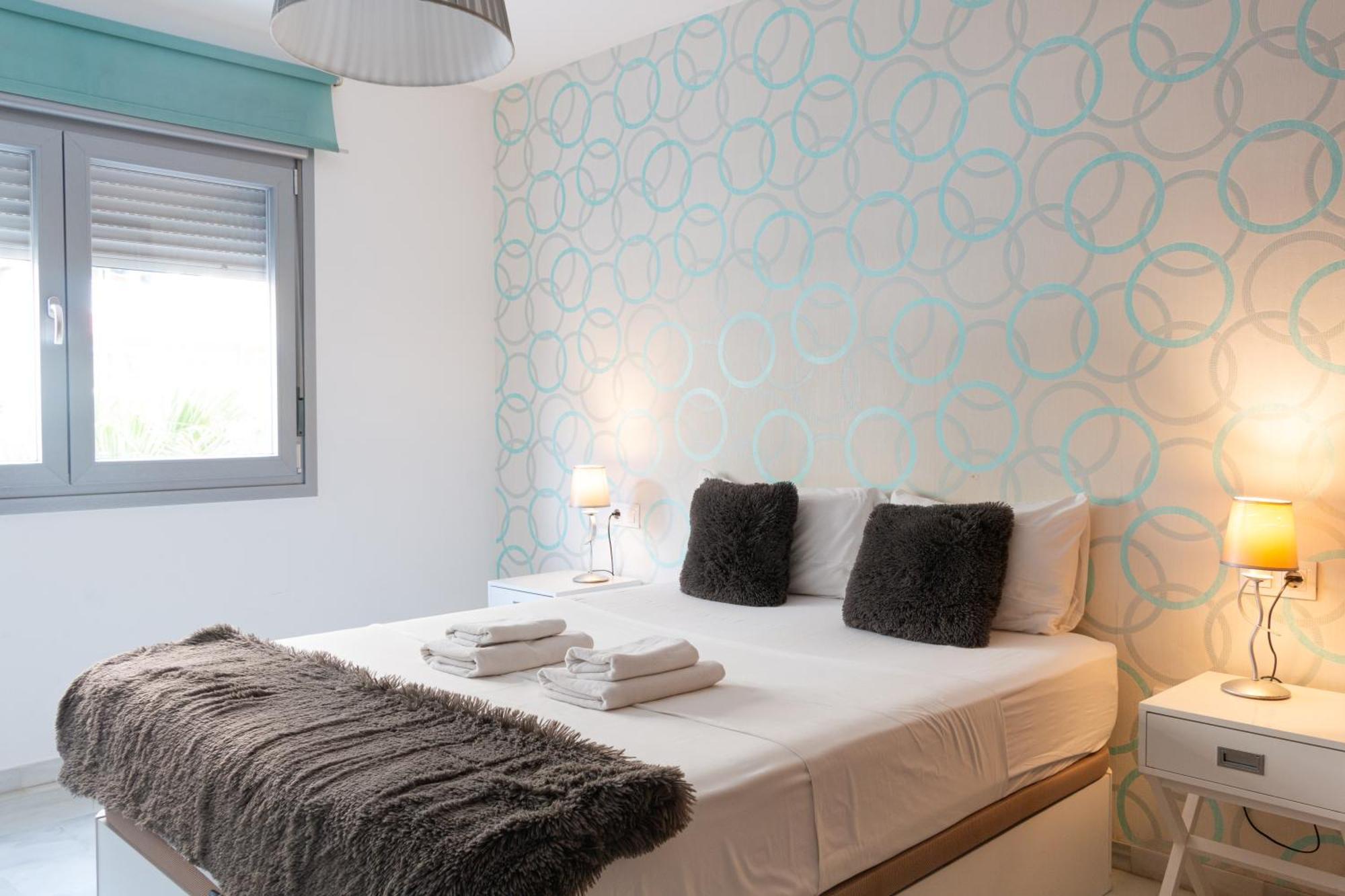 Stay U-Nique Apartments Salitre Málaga Dış mekan fotoğraf