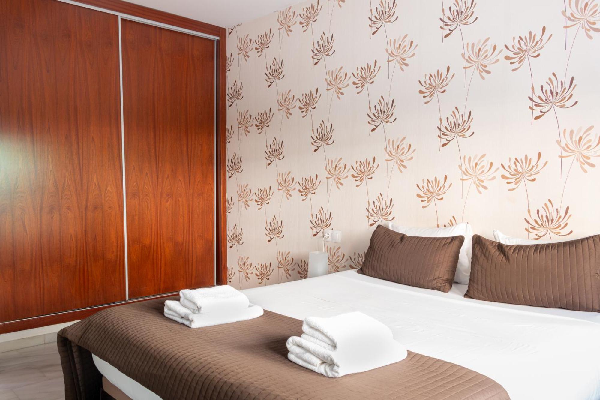 Stay U-Nique Apartments Salitre Málaga Dış mekan fotoğraf